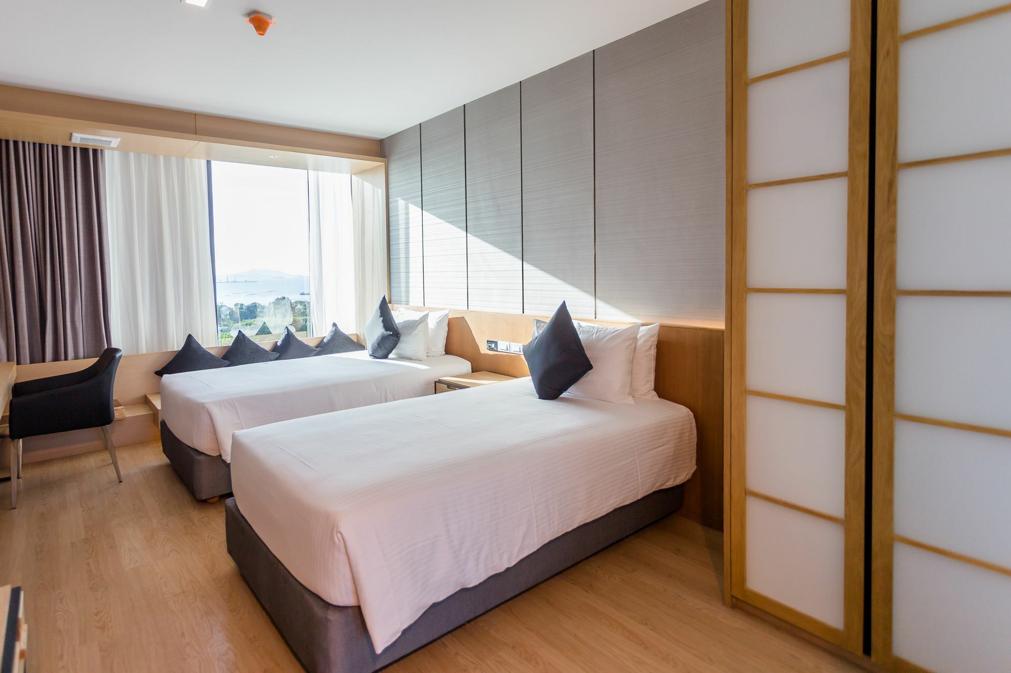 סי ראצ'ה Arize Hotel Sri Racha מראה חיצוני תמונה