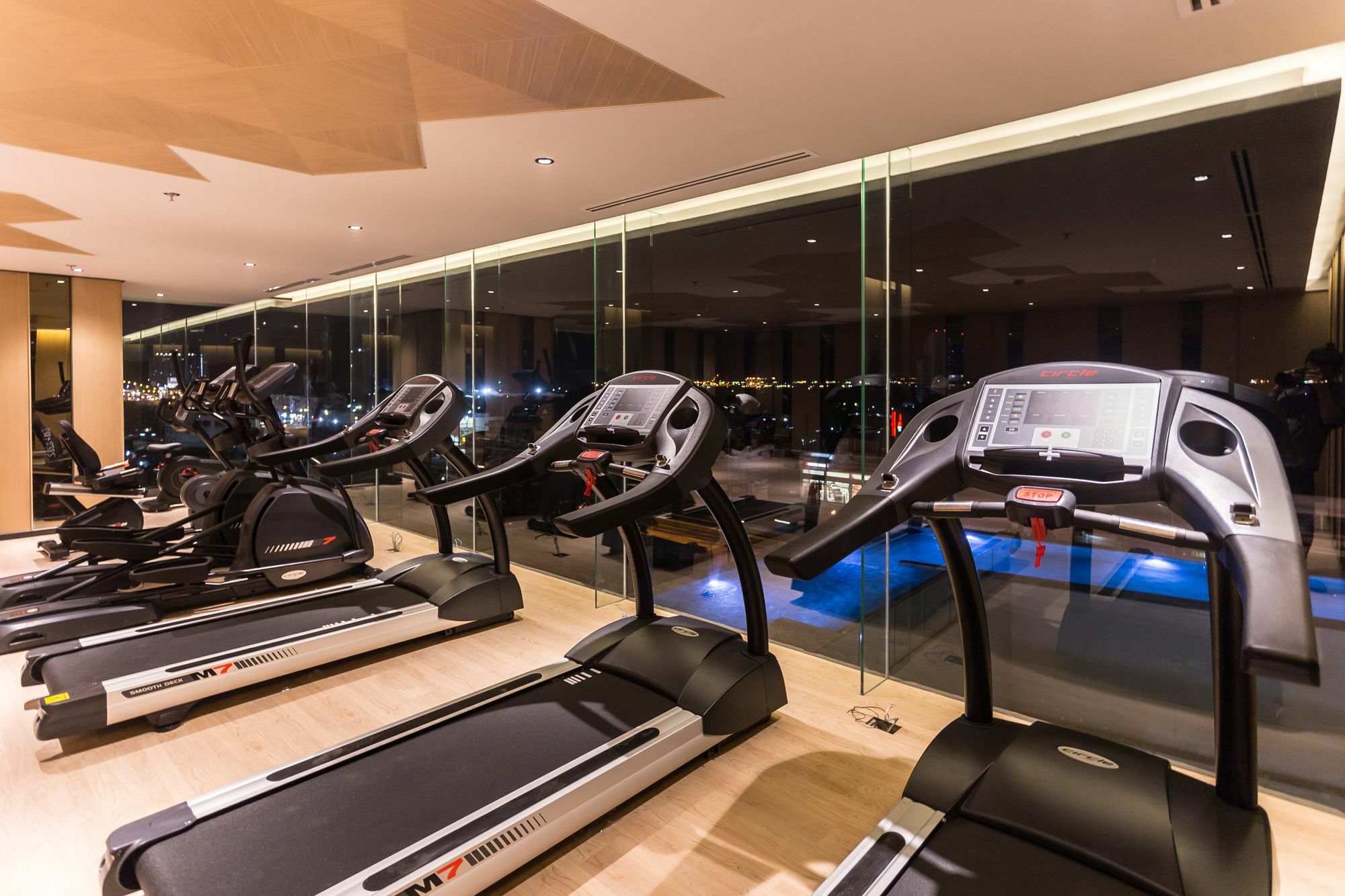 סי ראצ'ה Arize Hotel Sri Racha מראה חיצוני תמונה